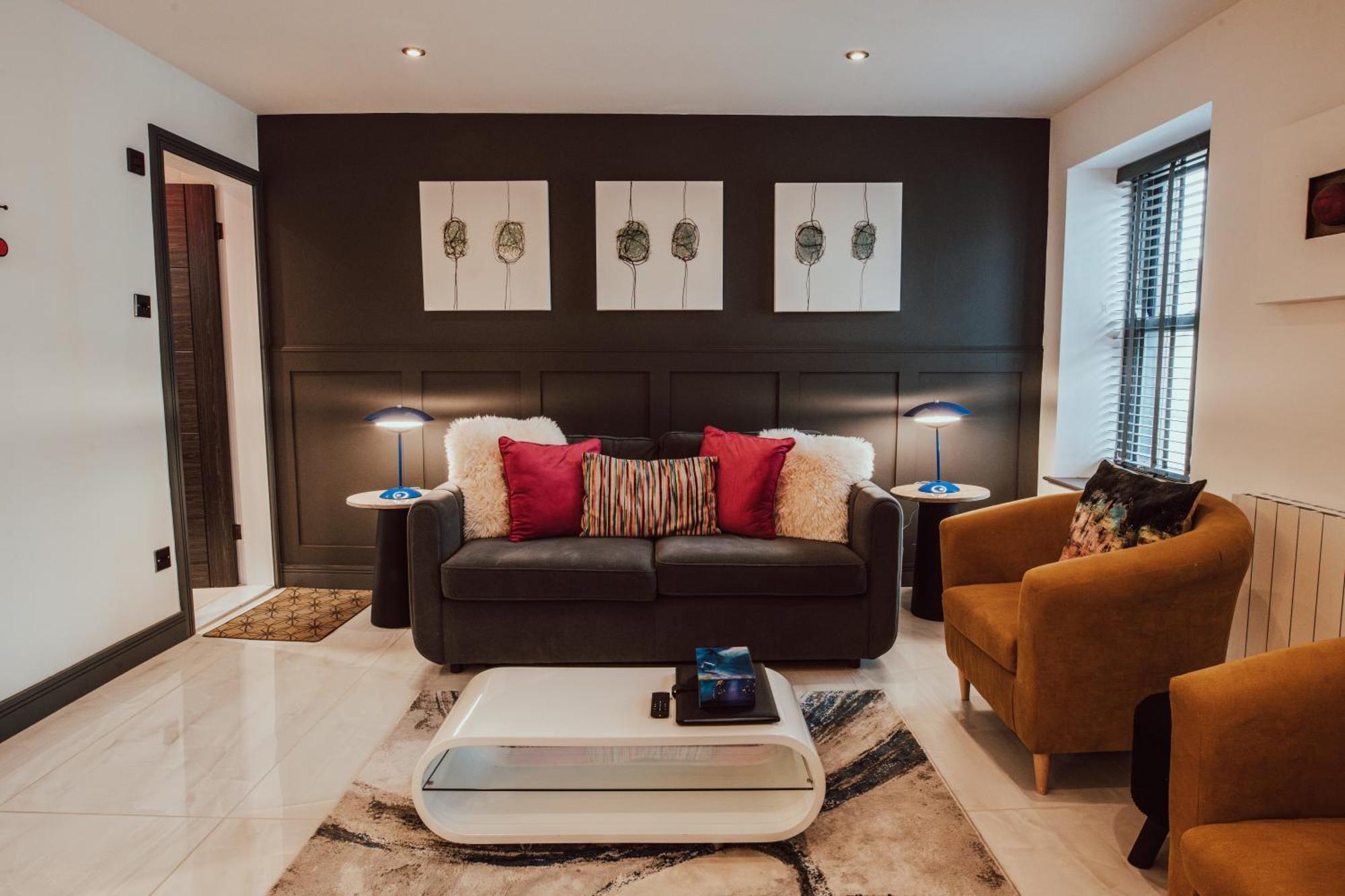 The Penthouse Luxury * Glossop