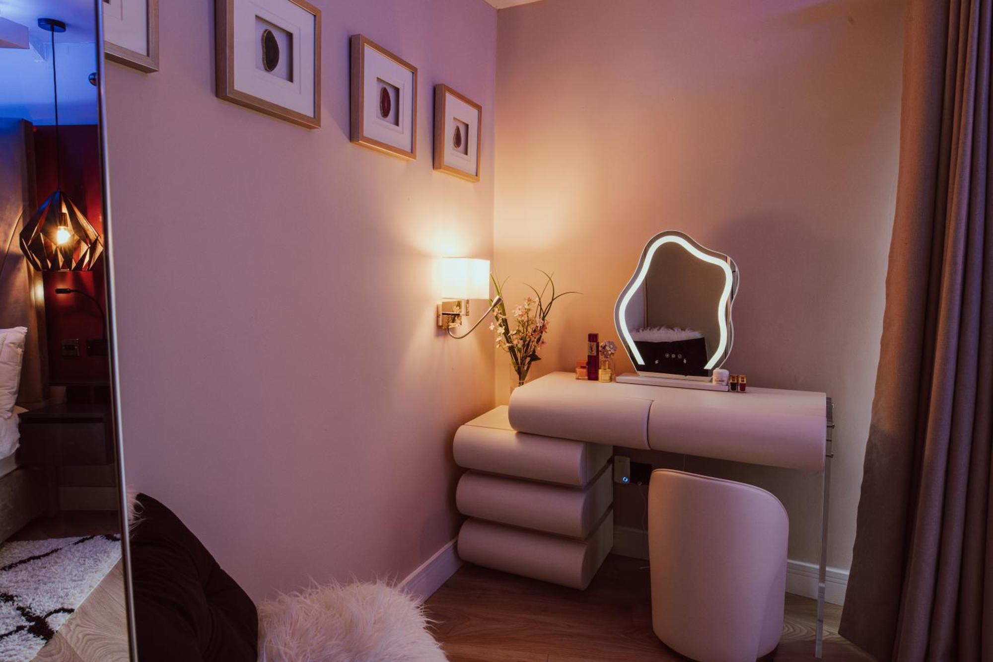 The Penthouse Luxury Apartment Glossop